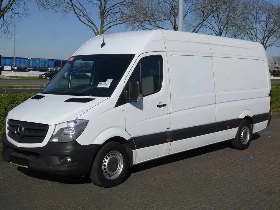 Mercedes-Benz Sprinter panel van